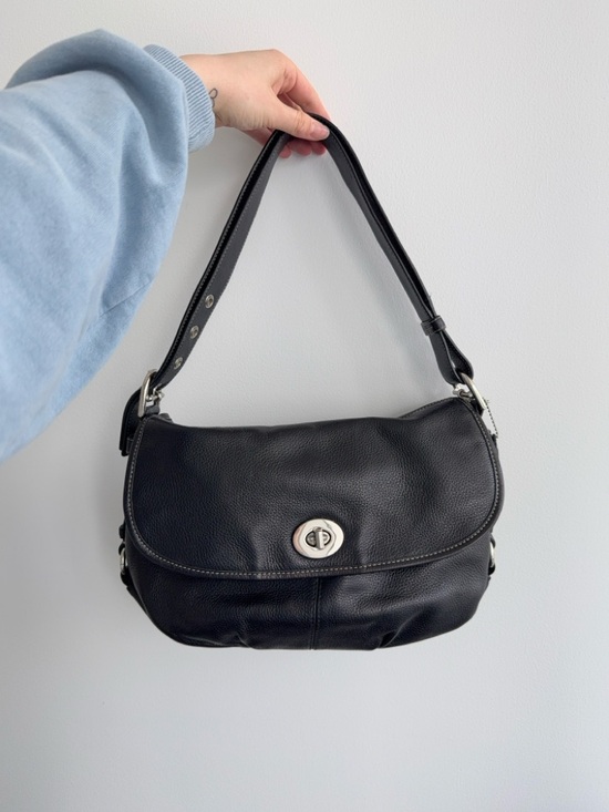 Coach Handbags - coach legacy